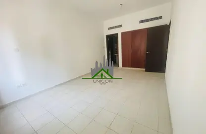 Apartment - 1 Bedroom - 4 Bathrooms for rent in Emirates Cluster - International City - Dubai