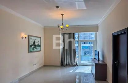 Apartment - 1 Bedroom - 2 Bathrooms for rent in Oasis Tower 1 - Dubai Sports City - Dubai