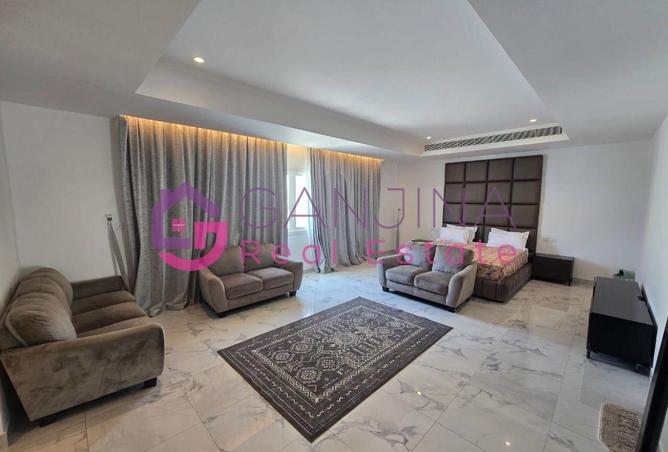 15389995 - Property Image 2