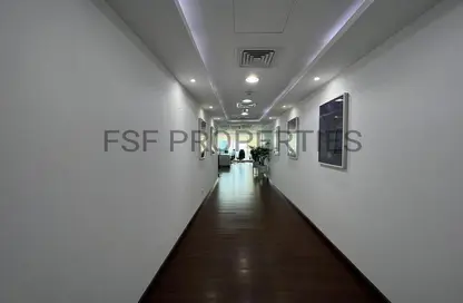 Hall / Corridor image for: Office Space - Studio - 1 Bathroom for rent in The Burlington - Business Bay - Dubai, Image 1
