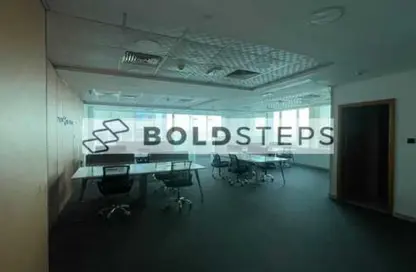 مكتب - استوديو - 1 حمام للايجار في كابيتال جولدن تاور - الخليج التجاري - دبي