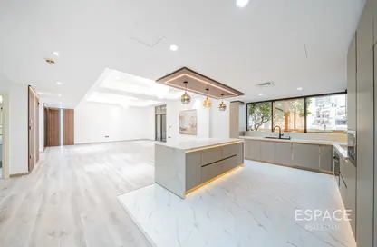 Duplex - 4 Bedrooms - 4 Bathrooms for sale in Sadaf 8 - Sadaf - Jumeirah Beach Residence - Dubai