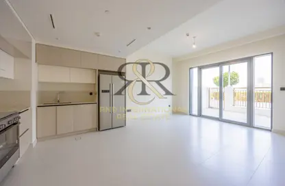 Apartment - 3 Bedrooms - 4 Bathrooms for sale in Marina Vista - EMAAR Beachfront - Dubai Harbour - Dubai