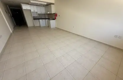 Apartment - Studio - 1 Bathroom for rent in Dubai Land Residence Complex - Dubai