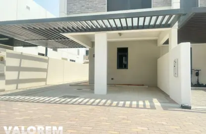 Villa - 3 Bedrooms - 4 Bathrooms for rent in Juniper - Damac Hills 2 - Dubai