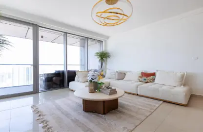 Apartment - 3 Bedrooms - 3 Bathrooms for sale in Boulevard Point - Downtown Dubai - Dubai