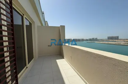 شقة - 2 غرف نوم - 3 حمامات للايجار في 17B البحيرة - لاجون - ميناء العرب - راس الخيمة - رأس الخيمة