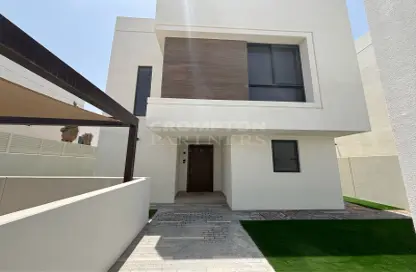 Villa - 3 Bedrooms - 4 Bathrooms for rent in Noya Luma - Noya - Yas Island - Abu Dhabi