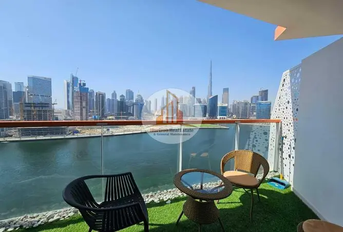 Apartment - 1 Bathroom for sale in Millennium Binghatti Residences - Business Bay - Dubai