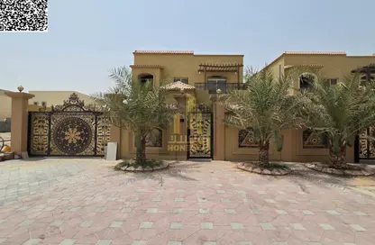 فيلا - 5 غرف نوم - 7 حمامات للبيع في 1 المويهات - المويهات - عجمان