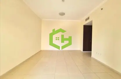 Apartment - 1 Bedroom - 2 Bathrooms for rent in Mazaya 19 - Queue Point - Dubai Land - Dubai