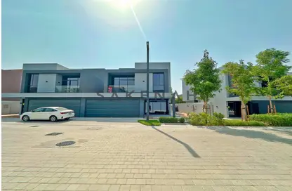 Villa - 4 Bedrooms - 6 Bathrooms for sale in Robinia - Masaar - Tilal City - Sharjah