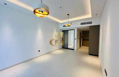 شقة - 1 حمام للايجار في ه ثلاثة بواسطة أورورا - منطقة 11 - قرية جميرا الدائرية - دبي