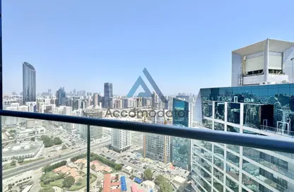 Apartment - 4 Bedrooms - 5 Bathrooms for rent in Wave tower - Corniche Road - Abu Dhabi