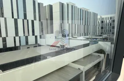 Apartment - Studio - 1 Bathroom for rent in The Link - East Village - Aljada - Sharjah