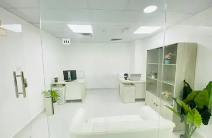 Office Space - Studio - 1 Bathroom for rent in Silver Home Building - Hor Al Anz - Deira - Dubai