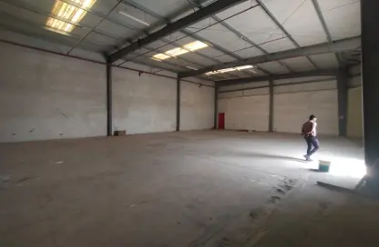 Warehouse - Studio - 1 Bathroom for rent in Al Sajaa Industrial - Al Sajaa - Sharjah