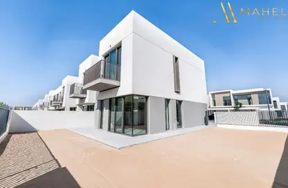 Villa - 4 Bedrooms - 5 Bathrooms for sale in Orania - The Valley - Dubai