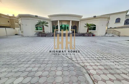 Villa - 5 Bedrooms - 6 Bathrooms for rent in Al Nouf - Sharjah