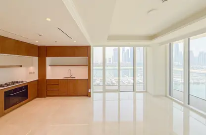 Apartment - 3 Bedrooms - 4 Bathrooms for rent in Palace Beach Residence - EMAAR Beachfront - Dubai Harbour - Dubai