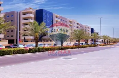 Apartment - Studio - 1 Bathroom for sale in Tower 26 - Al Reef Downtown - Al Reef - Abu Dhabi