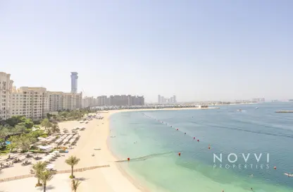Apartment - 1 Bedroom - 2 Bathrooms for rent in Azure Residences - Palm Jumeirah - Dubai