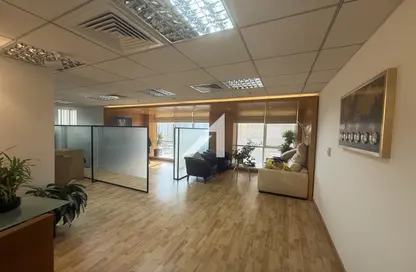 Office Space - Studio - 1 Bathroom for rent in Fairmont Hotel - Sheikh Zayed Road - Dubai