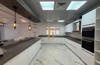 فيلا - 6 غرف نوم - 6 حمامات للايجار في فلل جميرا 3 - جميرا 3 - الجميرا - دبي