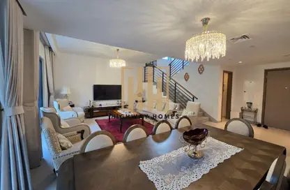 شقة - 4 غرف نوم - 5 حمامات للايجار في سما ريزيدنسز - مريم جيت ريزيدنس - جزيرة مريم - الشارقة شقة - 4 غرف نوم - 5 حمامات للايجار في سما ريزيدنسز - مريم جيت ريزيدنس - جزيرة مريم - الشارقة