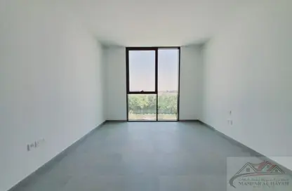 Apartment - Studio - 1 Bathroom for rent in Tiraz 2 - Aljada - Sharjah