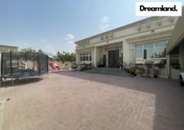 فيلا - 8 غرف نوم - 6 حمامات للبيع في البرشاء 2 - البرشاء - دبي