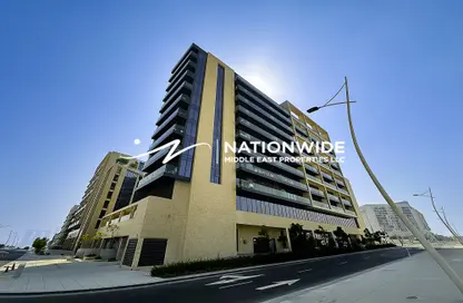 Apartment - Studio - 1 Bathroom for rent in Soho Square - Saadiyat Island - Abu Dhabi