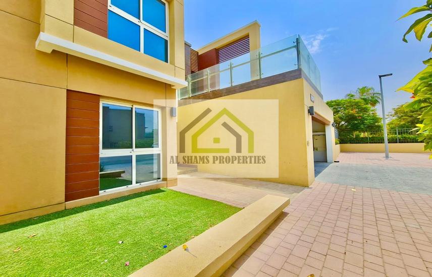 Villa for Rent in Villa Lantana 1 Gated Community Best Layout