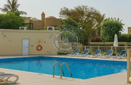 Villa - 2 Bedrooms - 2 Bathrooms for rent in Springs 14 - The Springs - Dubai
