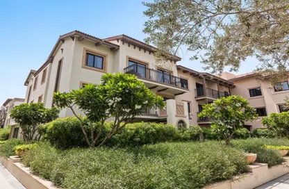 Apartment - 2 Bedrooms - 3 Bathrooms for sale in Qamar 3 - Madinat Badr - Al Muhaisnah - Dubai
