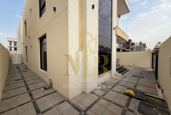 16002164 - Property Image 3