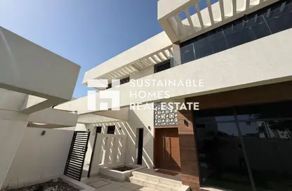 Villa - 4 Bedrooms - 5 Bathrooms for sale in West Yas - Yas Island - Abu Dhabi