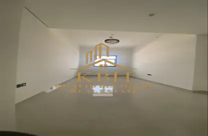Apartment - 2 Bedrooms - 2 Bathrooms for rent in AlFalah - Muwaileh Commercial - Sharjah