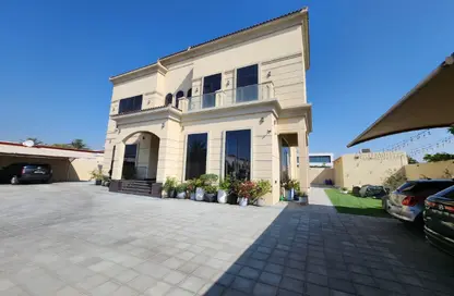 Villa - Studio - 5 Bathrooms for rent in Al Manara - Dubai