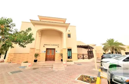 Villa - 4 Bedrooms - 6 Bathrooms for rent in Khalidiya Village - Al Khalidiya - Abu Dhabi