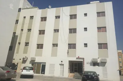 Apartment - 1 Bedroom - 1 Bathroom for rent in Muwailih Building - Muwaileh - Sharjah