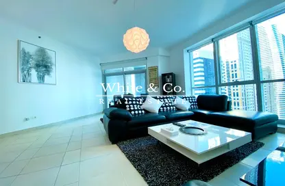 Living Room image for: Apartment - 2 Bedrooms - 2 Bathrooms for sale in The Torch - Dubai Marina - Dubai, Image 1