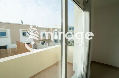 Townhouse - 2 Bedrooms - 3 Bathrooms for sale in Contemporary Style - Al Reef Villas - Al Reef - Abu Dhabi