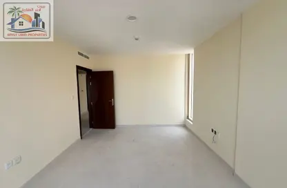 Apartment - 1 Bedroom - 1 Bathroom for rent in Muweileh Community - Muwaileh Commercial - Sharjah