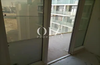 Balcony image for: Apartment - 1 Bedroom - 1 Bathroom for sale in Oasis 2 - Oasis Residences - Masdar City - Abu Dhabi, Image 1