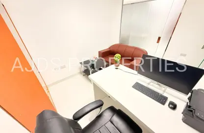 Office Space - Studio - 1 Bathroom for rent in Silver Home Building - Hor Al Anz - Deira - Dubai