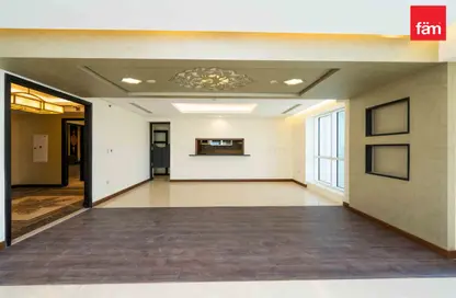 Apartment - 3 Bedrooms - 5 Bathrooms for sale in Marina 101 - Dubai Marina - Dubai