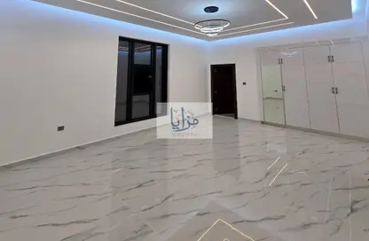 فيلا - 5 غرف نوم - 6 حمامات للبيع في الحليو 2 - الحليو - عجمان