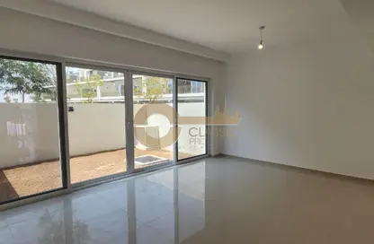 Townhouse - 3 Bedrooms - 3 Bathrooms for sale in Victoria 2 - Damac Hills 2 - Dubai