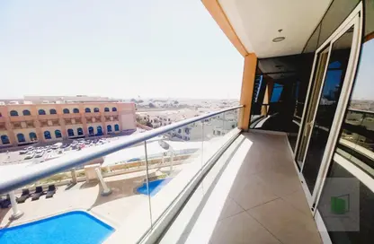 شقة - 3 غرف نوم - 4 حمامات للايجار في يونايتد سكوير - الخالدية - أبوظبي